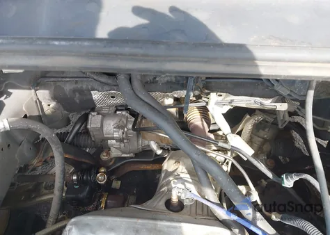 2013 Ford Focus Se z USA, uszkodzony, nr VIN 1FADP3F23DL242475